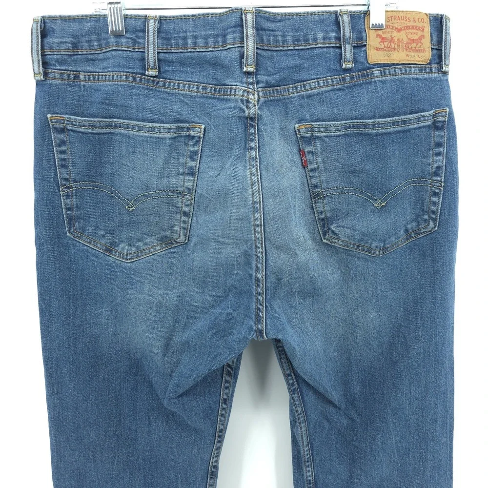 Levi's 502 Blue Jeans Mens 38X32‎ Measured 38X31 Taper Fit Comfort Stretch Denim
